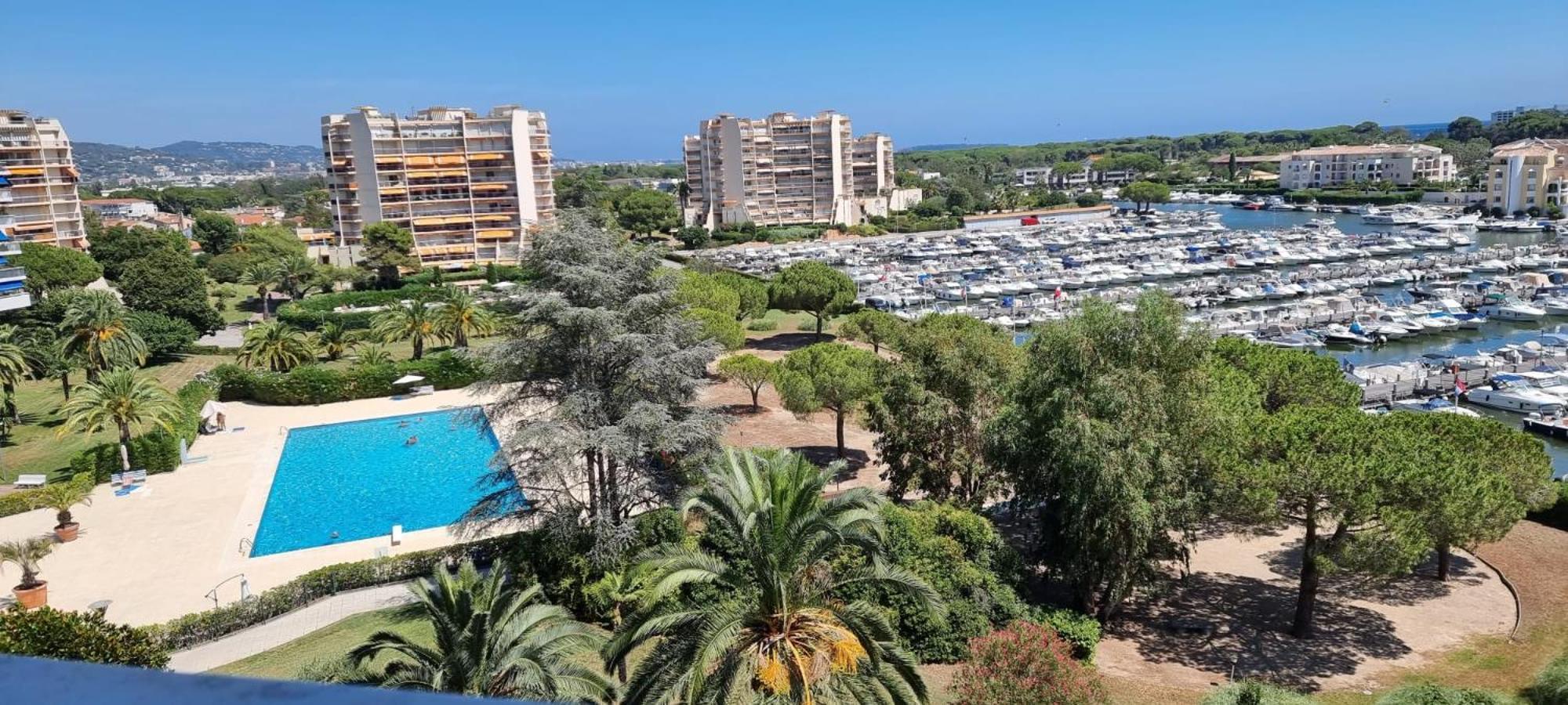Studio Avec Vue Sur Marina Et Mer - 2 Adultes Et 1 Enfant Maximum Mandelieu Dış mekan fotoğraf